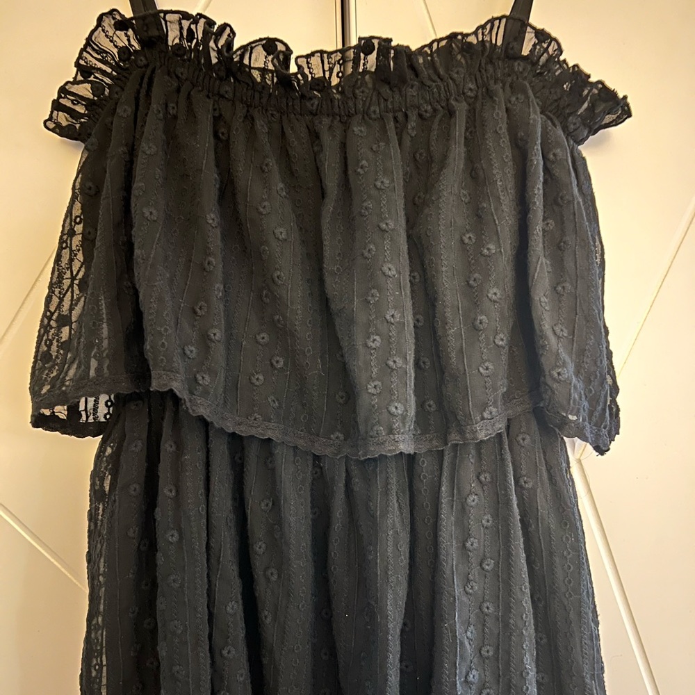 Hazel dress M tiered ruffle style maxi eyelet black